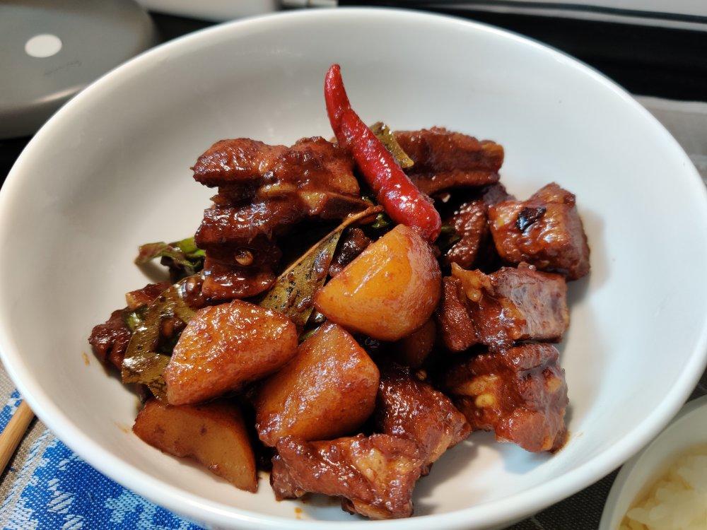 土豆炖排骨