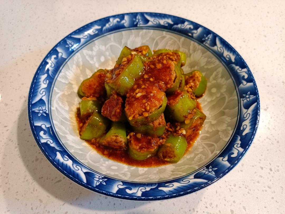 一口一个超过瘾——青椒酿肉