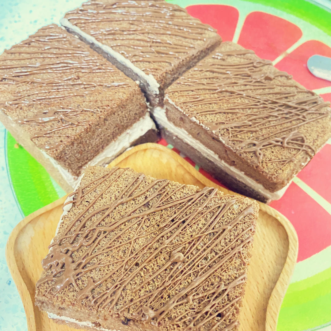 外脆里软！咖啡味浓郁！脆皮巧克力摩卡蛋糕🍰