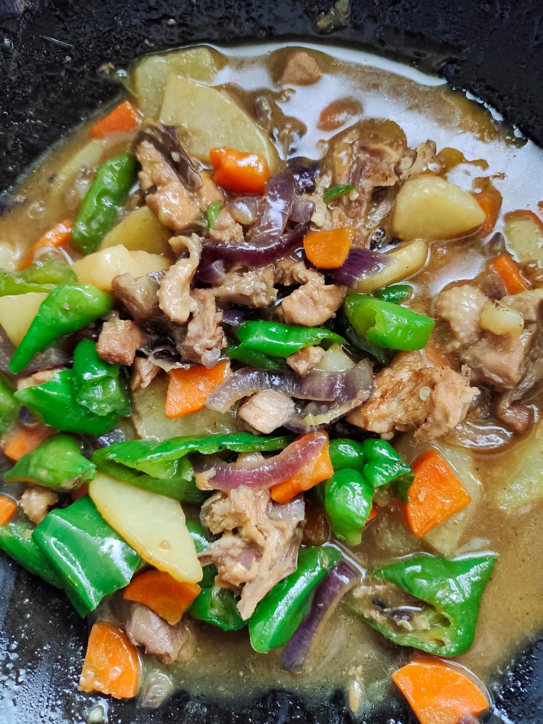 土豆咖喱鸡肉