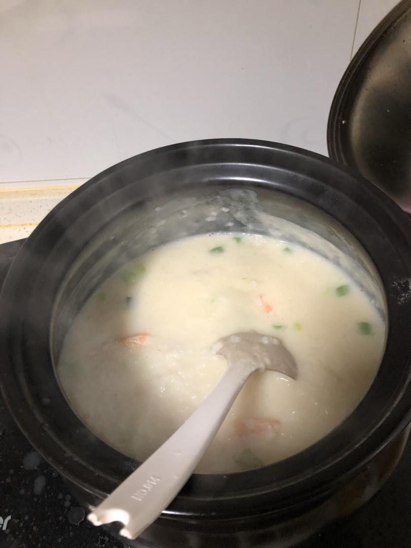 完爆大排档的潮汕砂锅虾粥！