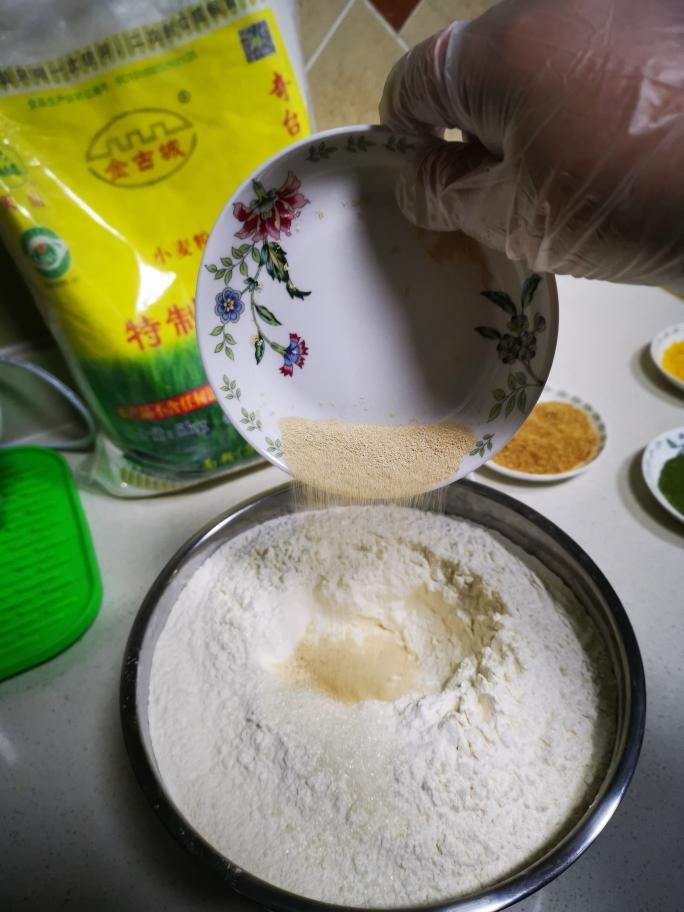 纯奶手撕吐司的做法 步骤1