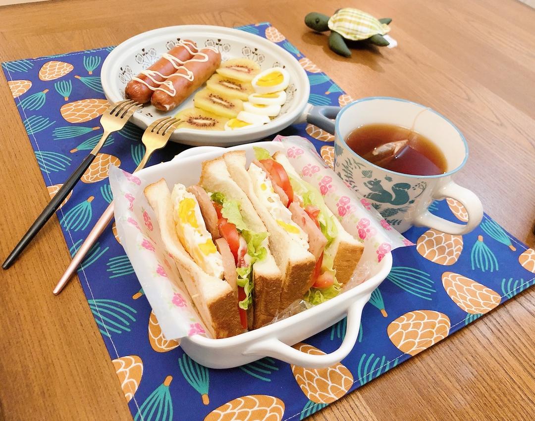 随意任性发挥的早餐三明治