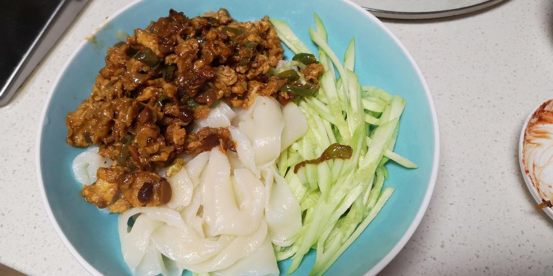 陕西美食｜裤带面---又名BiangBiang面