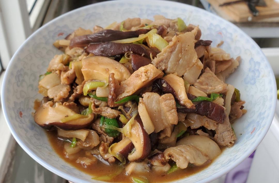 香菇炒肉