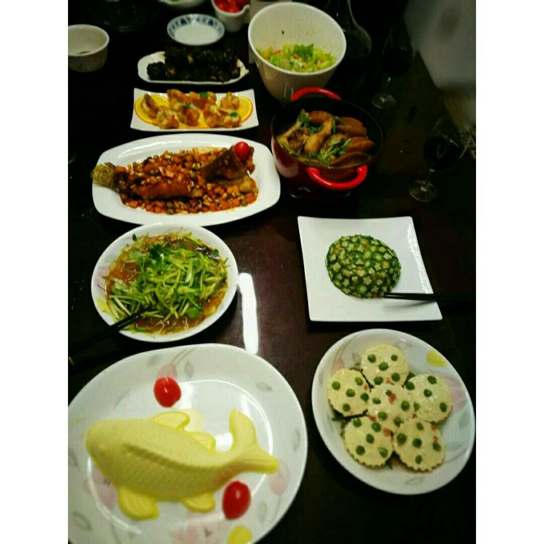 鲜味莲蓬豆腐钵