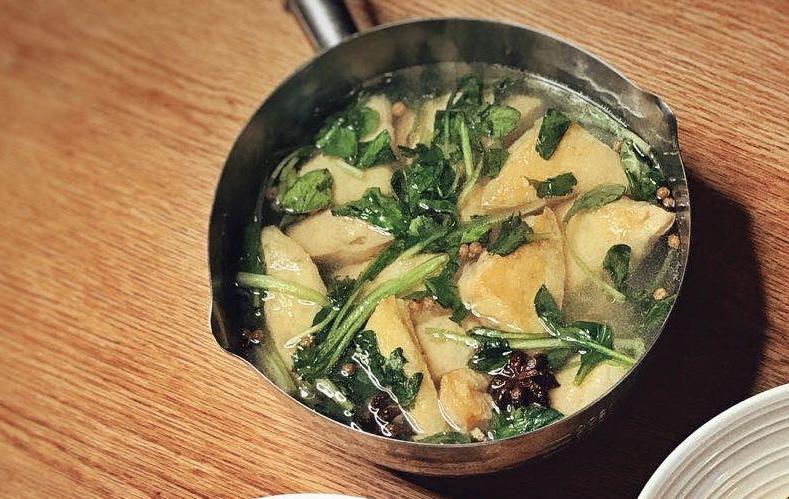 鸡毛菜豆泡汤的做法