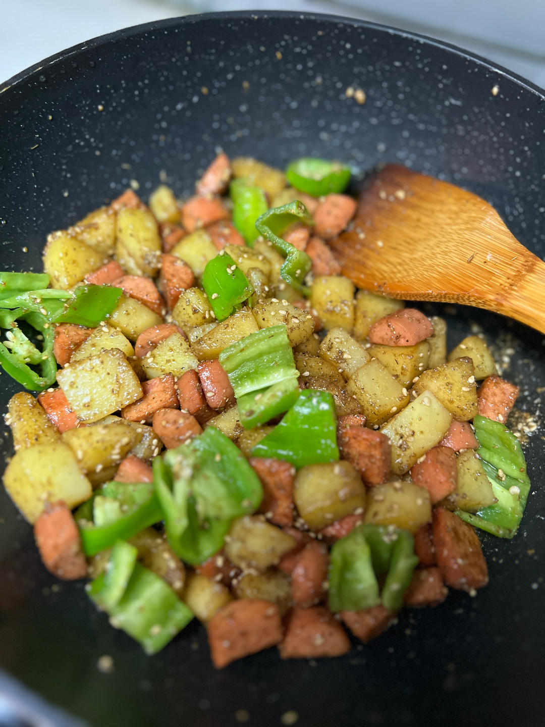 烧烤风味的土豆小香肠