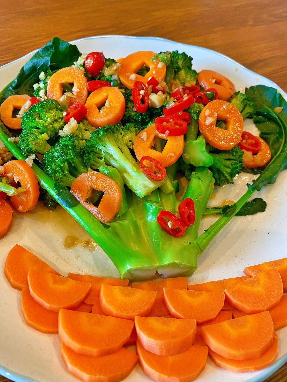 年夜菜之吉祥发财树（辣汁西兰花）