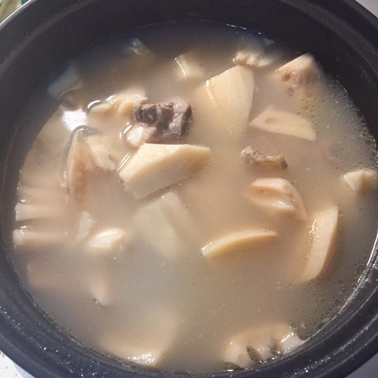 莲藕排骨汤