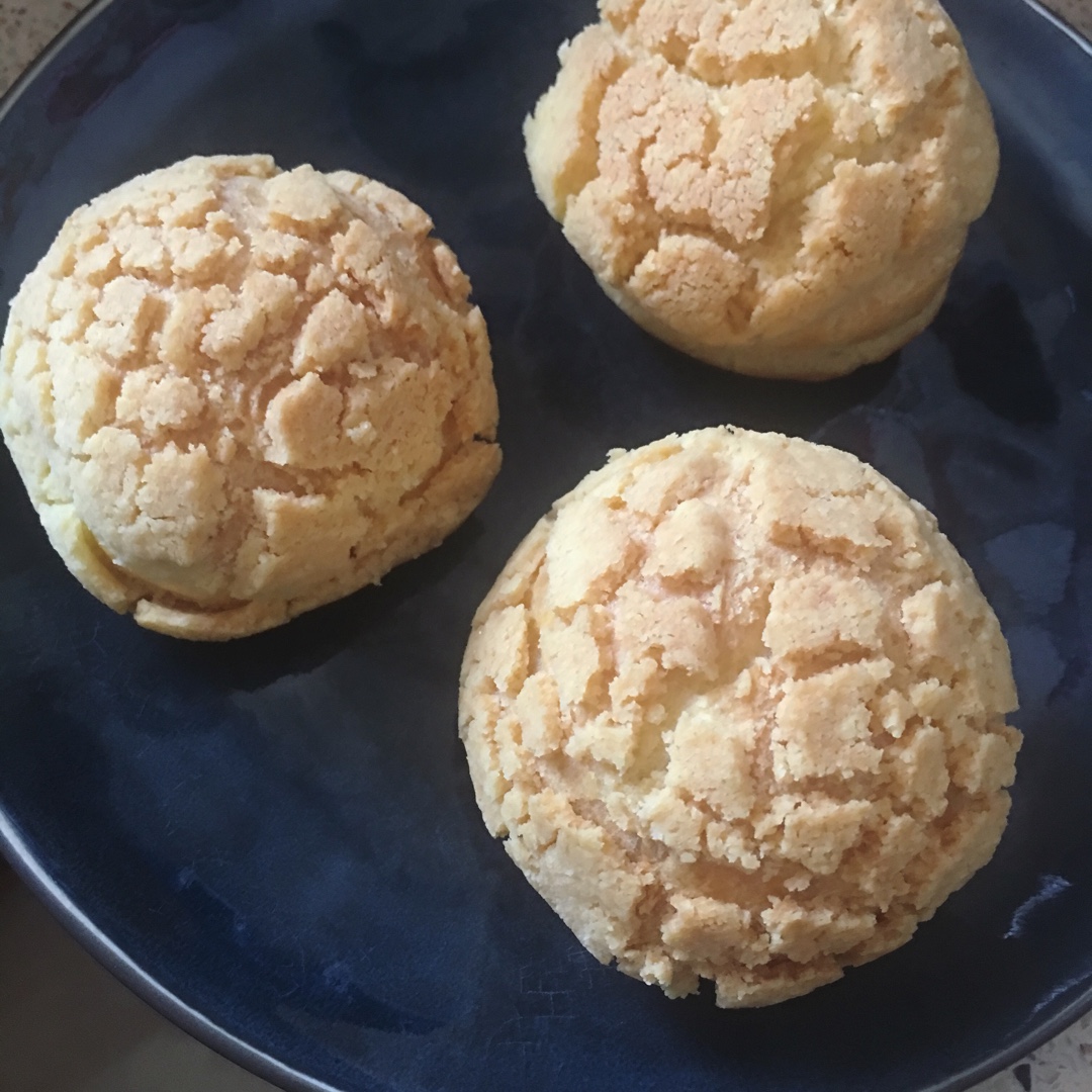 酥皮奶油泡芙--#皮黑森林#