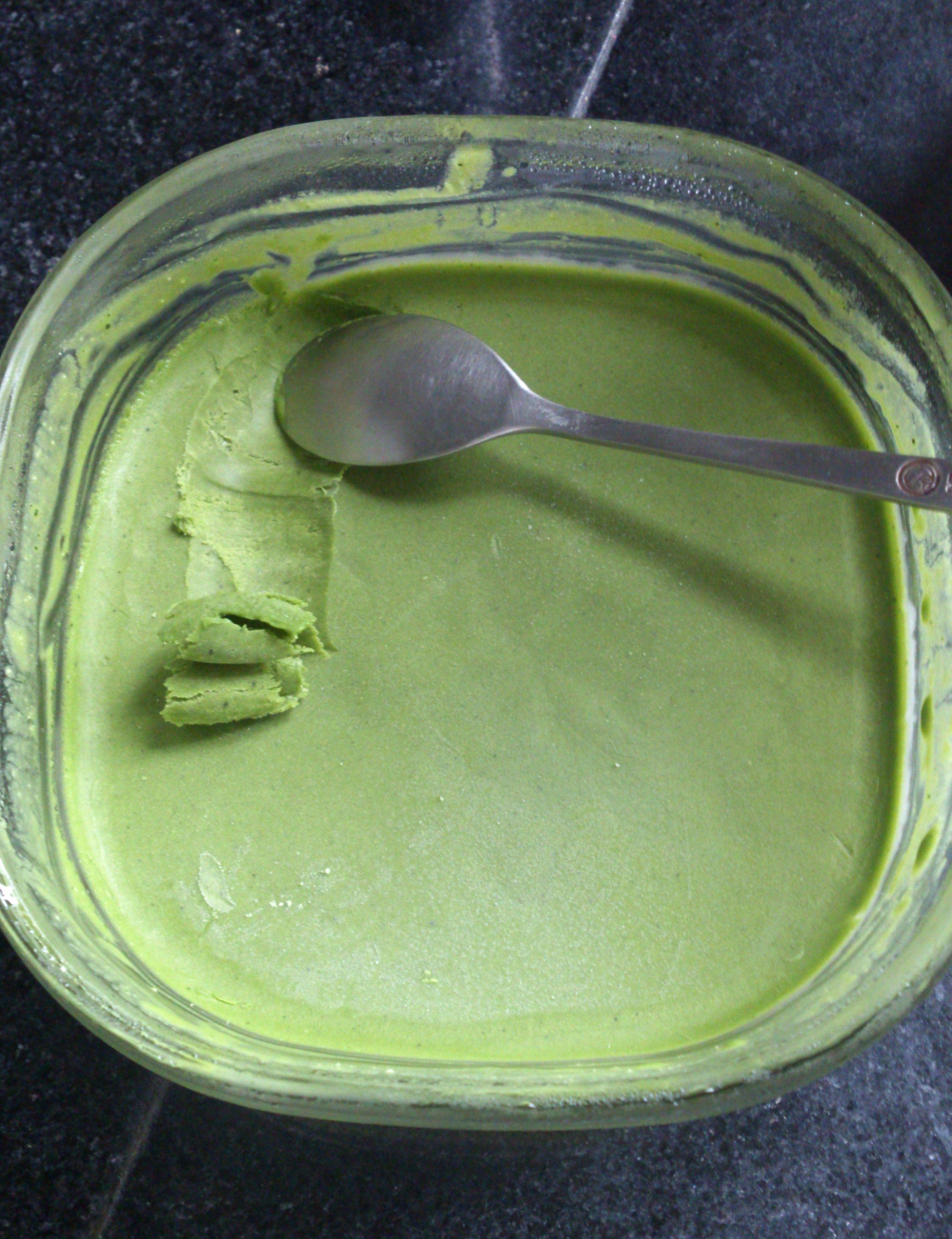 抹茶白巧冰淇淋