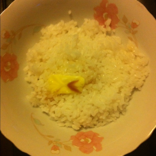 《深夜食堂》黄油拌饭