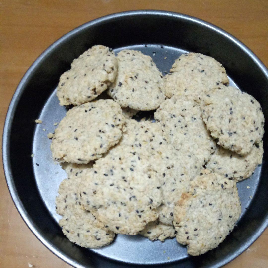 素食:有机燕麦芝麻大饼干