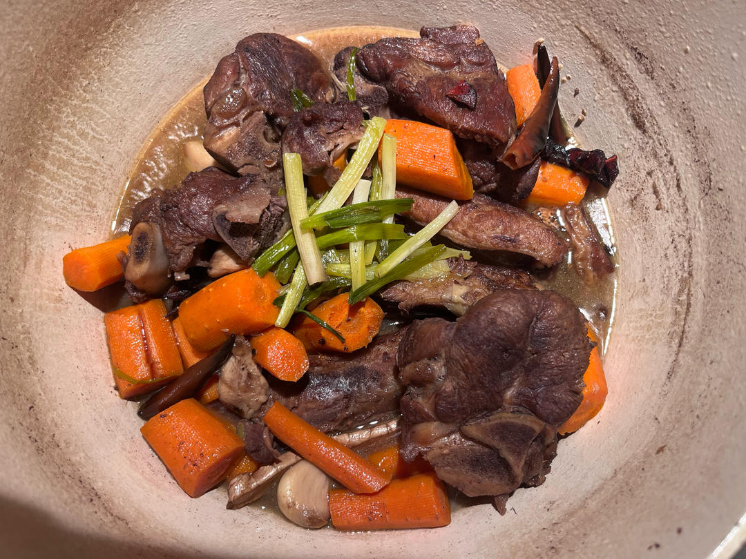 红烧羊肉炖胡萝卜