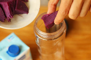 紫薯豆奶的做法 步骤2