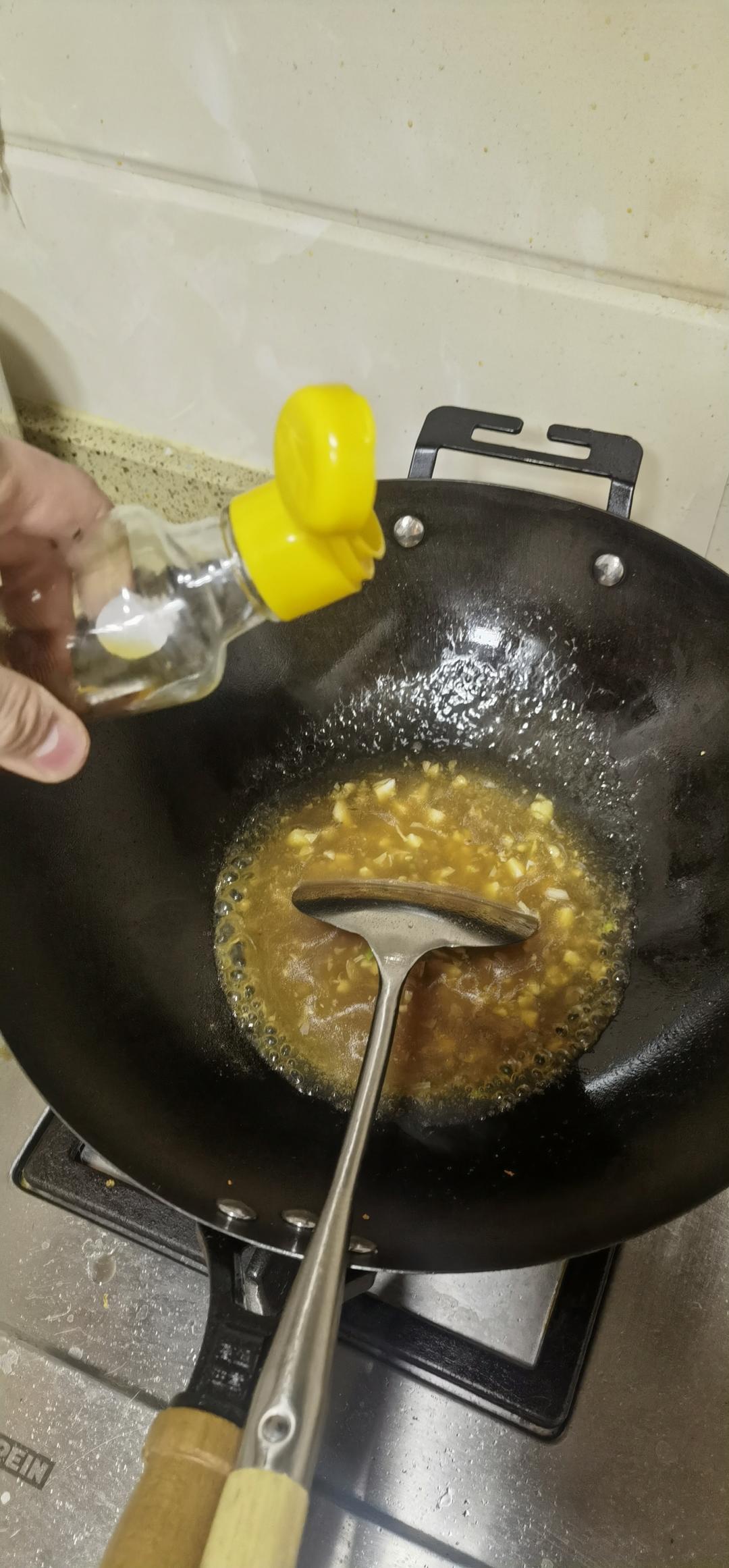 蒜蓉蠔油生菜的做法 步驟7