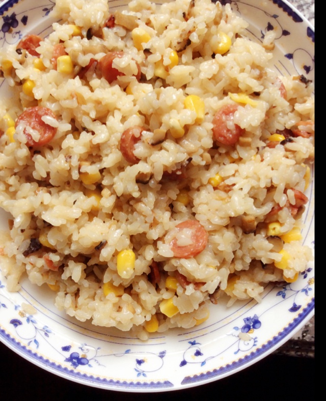 电饭锅版香菇腊肠饭