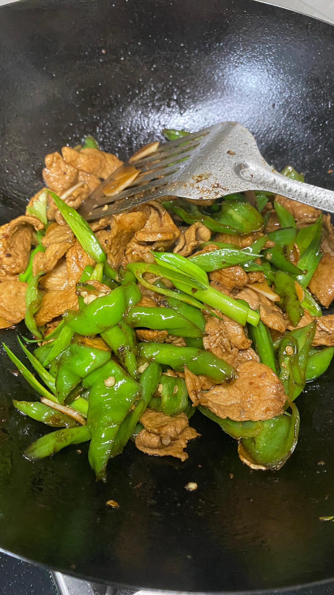 😍超好吃！还原费大厨辣椒炒肉！