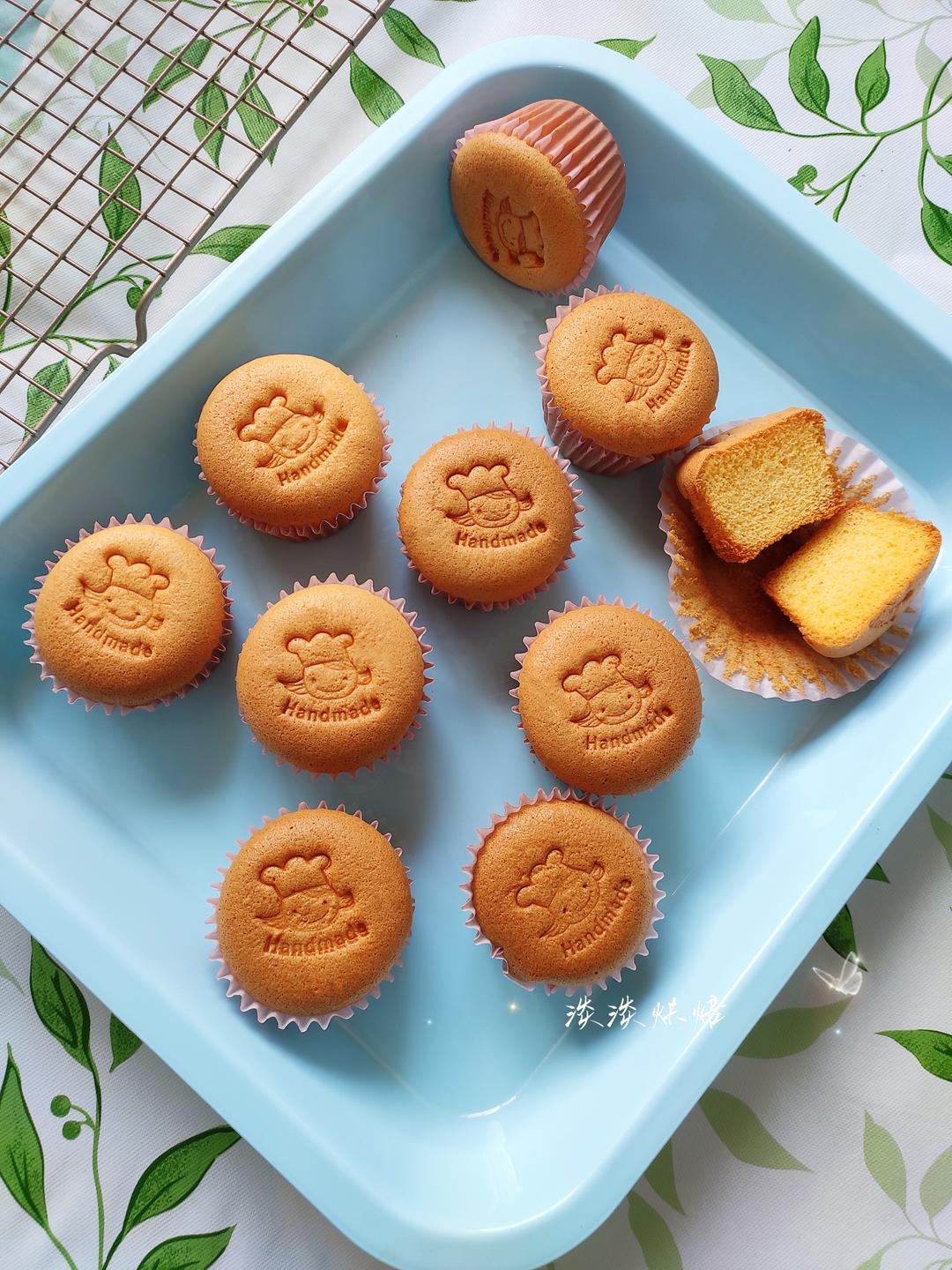 戚风纸杯蛋糕（不塌不裂版）