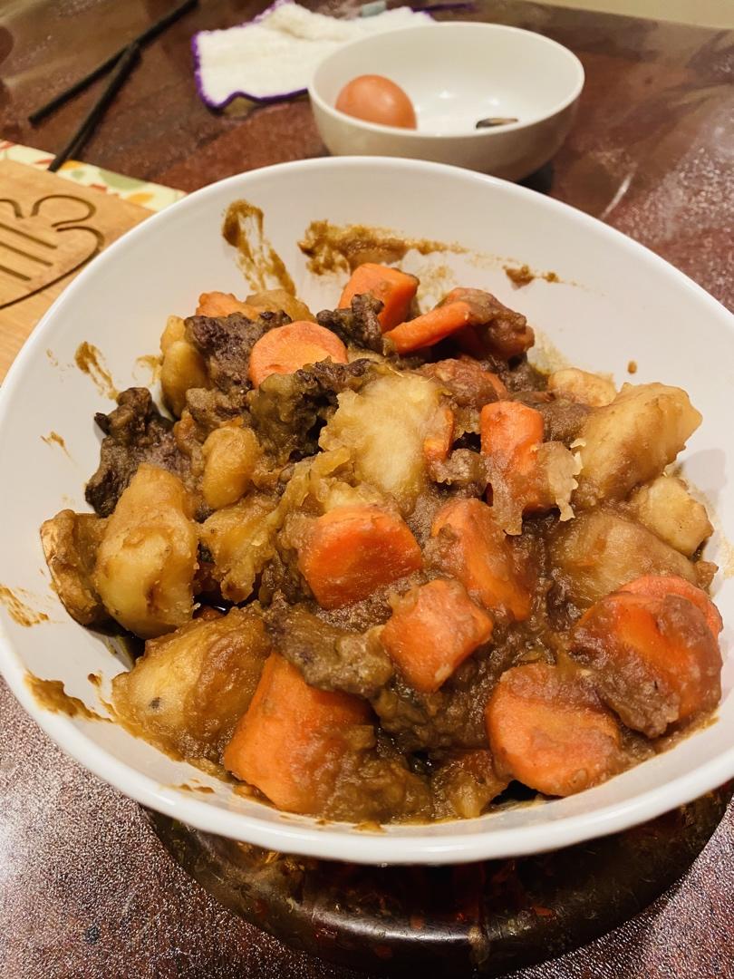 红烧牛肉土豆 （独家秘制）