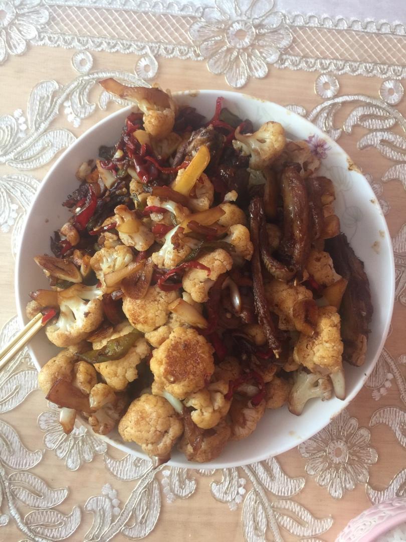 干煸菜花（花菜炒肉）