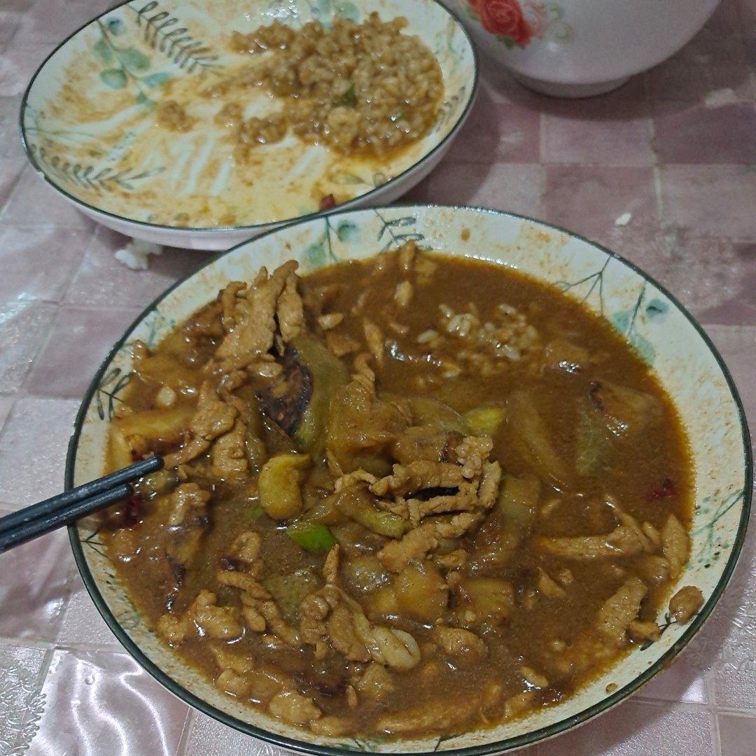 开胃下饭菜！巨简单的家常鱼香茄子煲