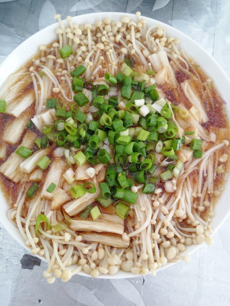 蒜蓉蒸金针菇