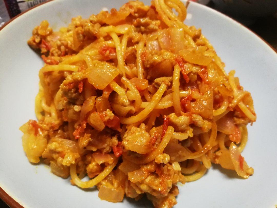 （完胜必胜客的）番茄肉酱意大利面～