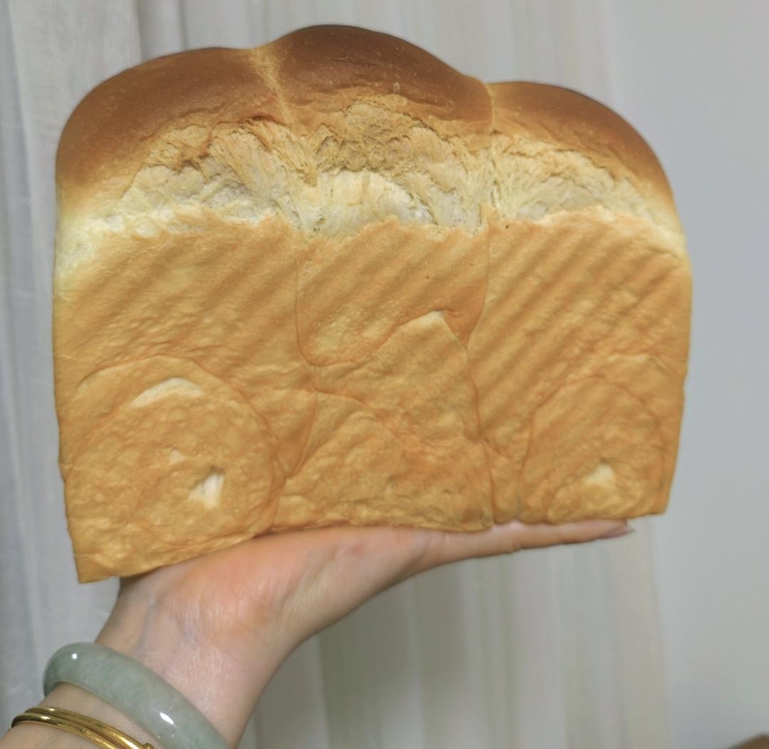 紫薯奶香厚椰乳吐司🍞