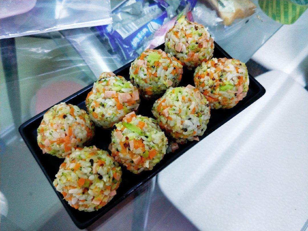 蔬菜杂粮饭团🍙