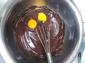 黑巧克力夹心松饼的做法 步骤4