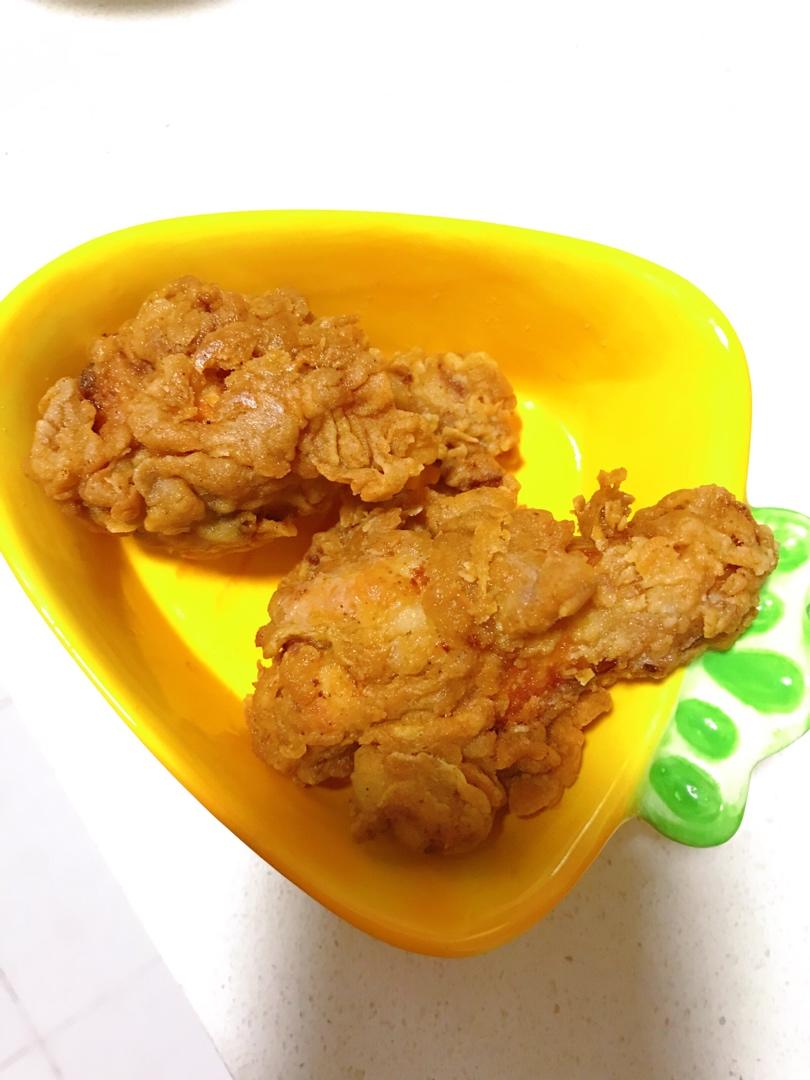 炸鸡翅（简易低配版无需炸鸡粉，无需面包糠，家常调料制作，家人吃不停😋，2.29日再次更新）