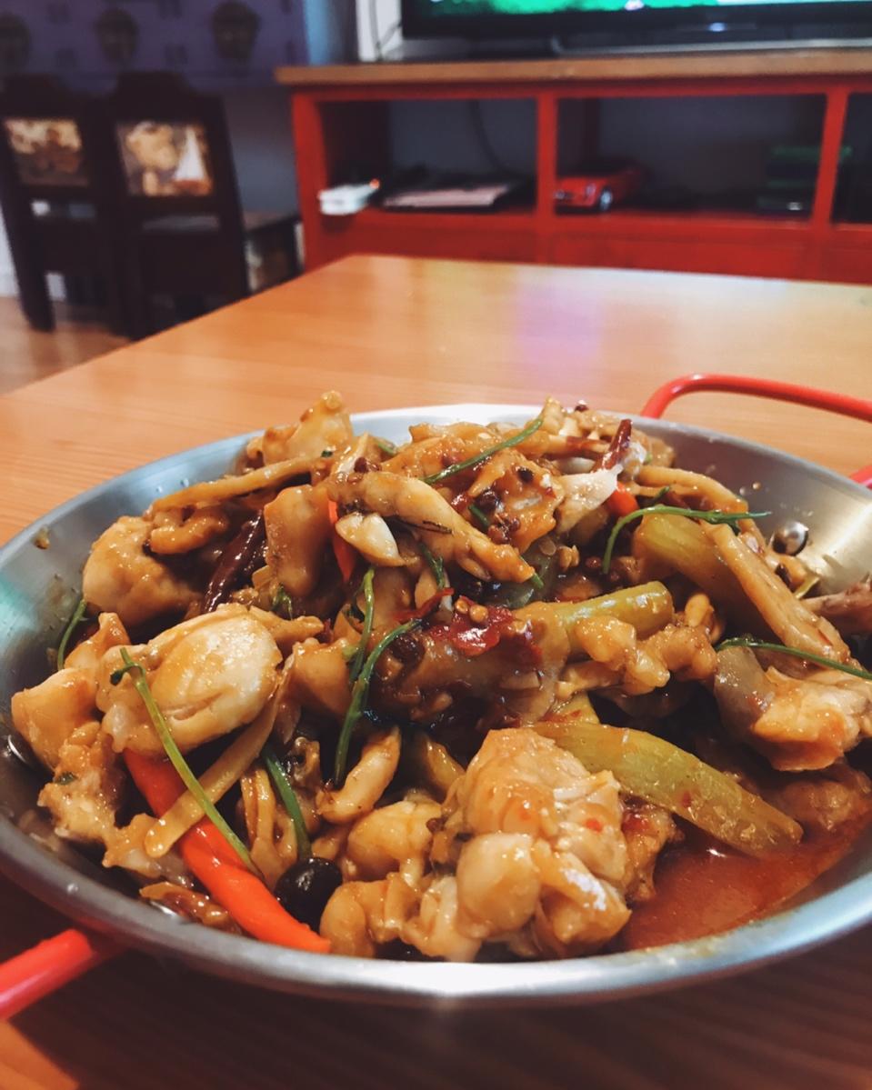 干锅牛蛙
