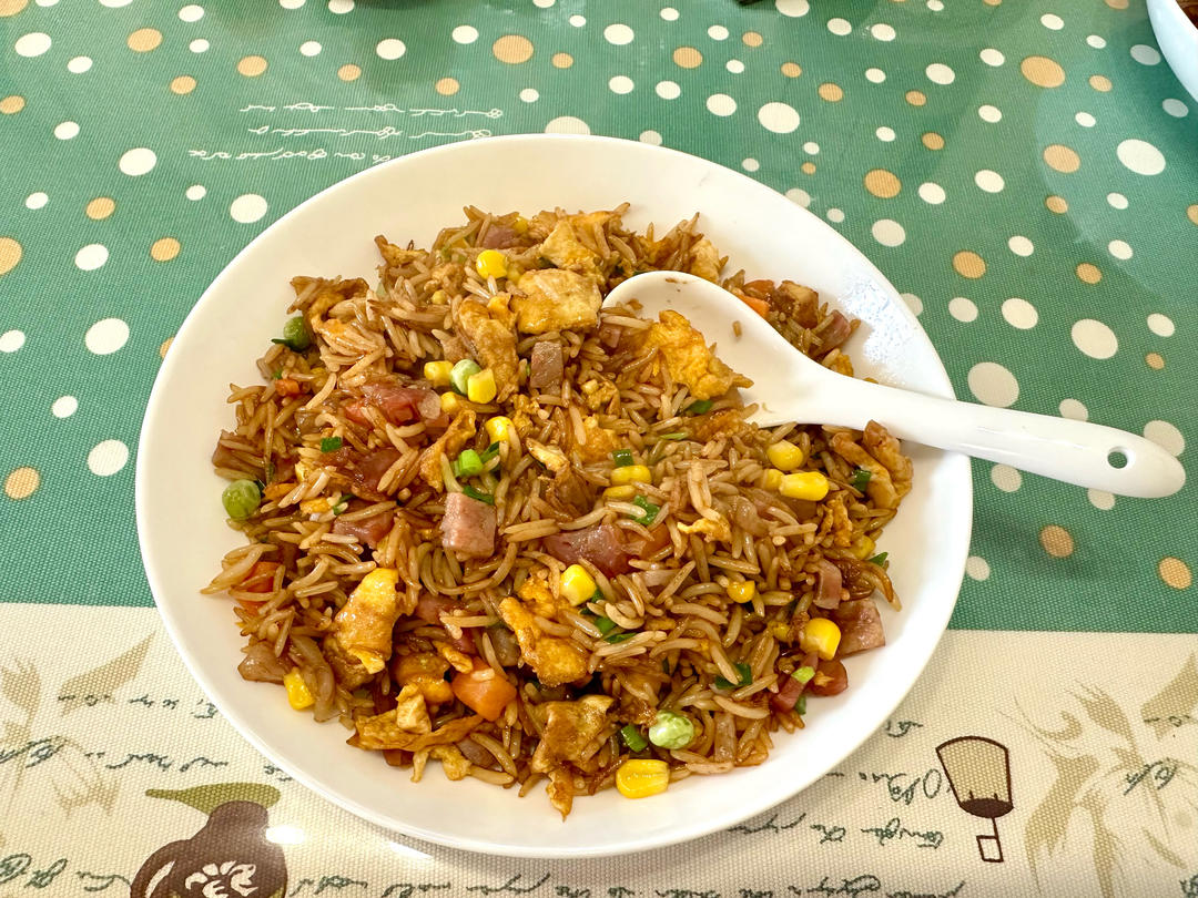腊肠炒饭