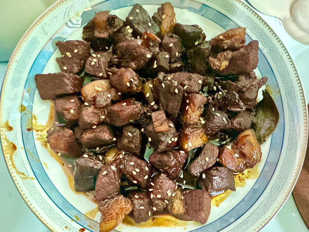 不焯水不放油的家常红烧肉