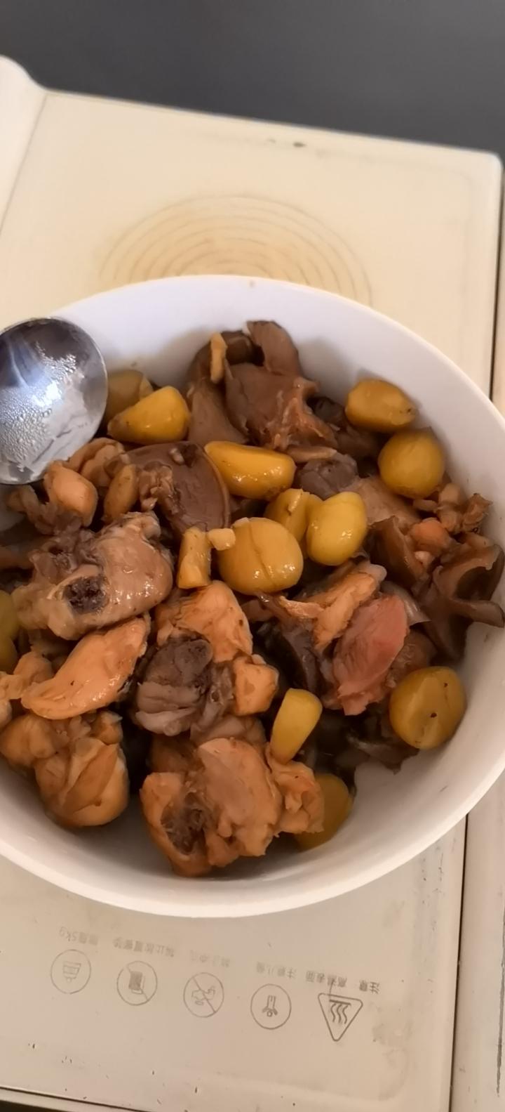 香菇板栗烧鸡腿