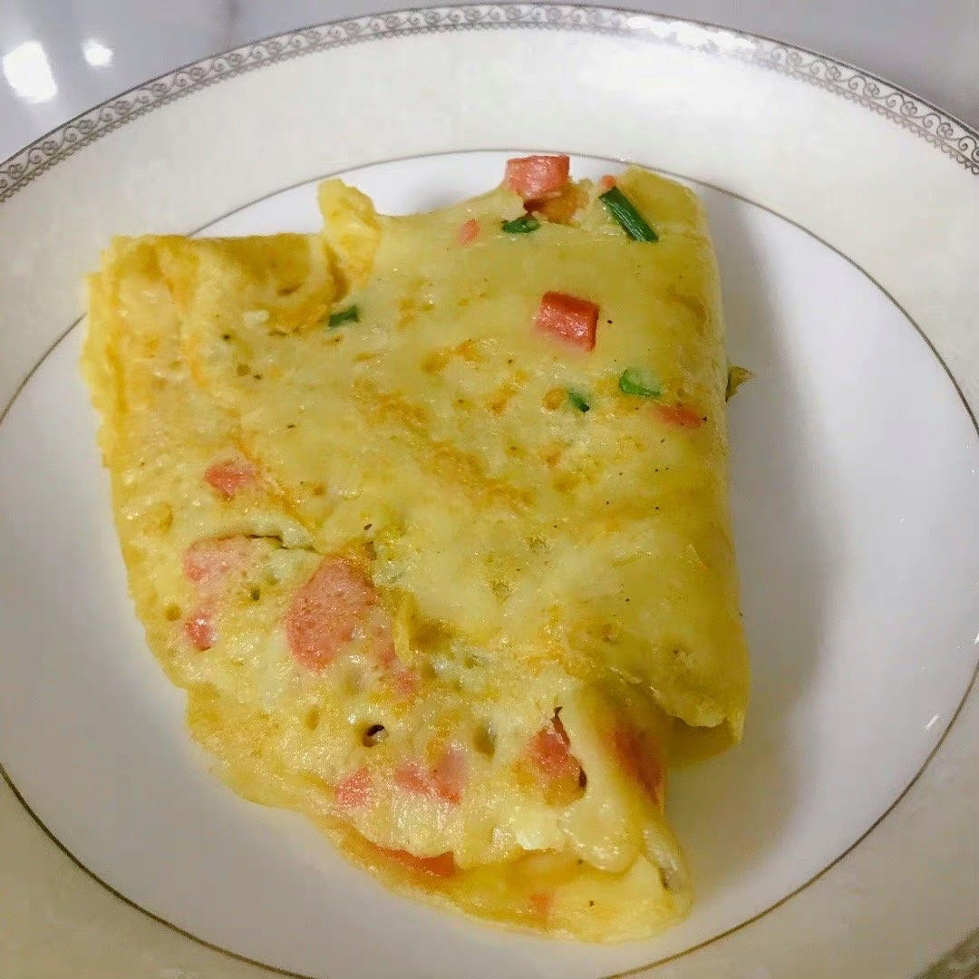 东菱三明治早餐机|午餐肉生菜鸡蛋三明治+藜麦小米红枣粥
