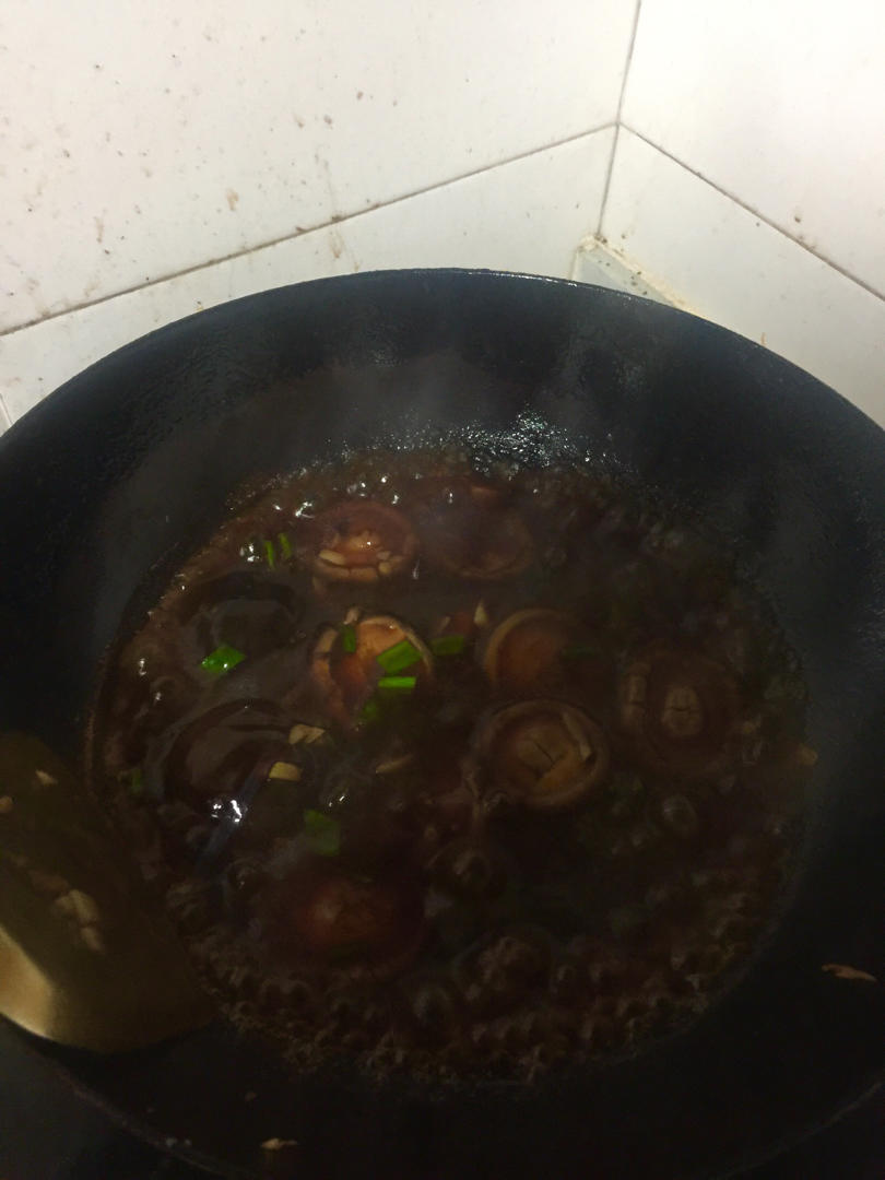 鲜嫩多汁，比鲍鱼还好吃红烧香菇