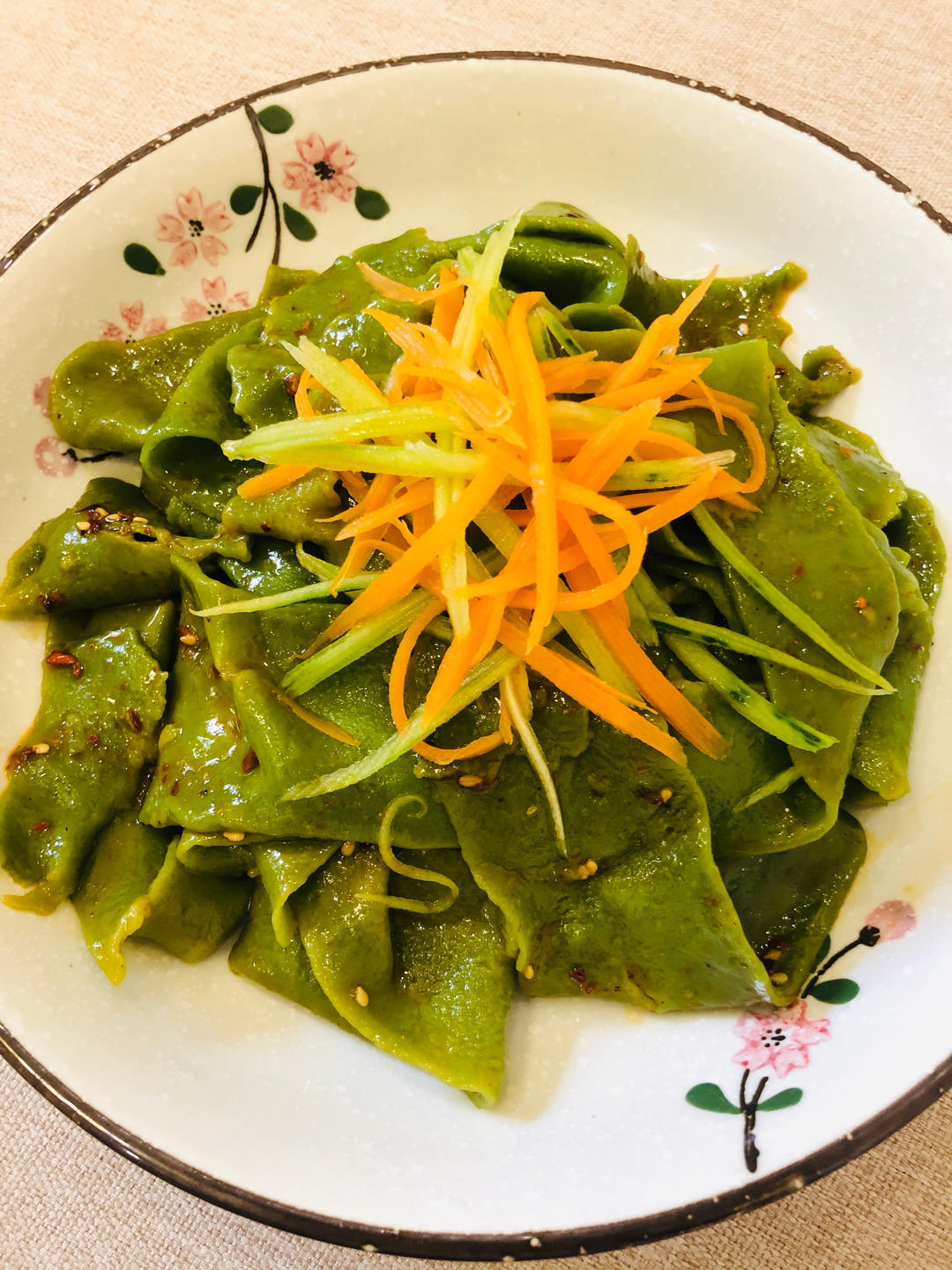 纯素美食｜菠菜扯面