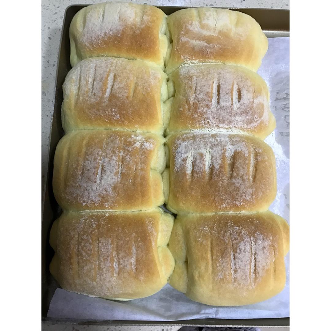 软到不知所措的牛奶卷