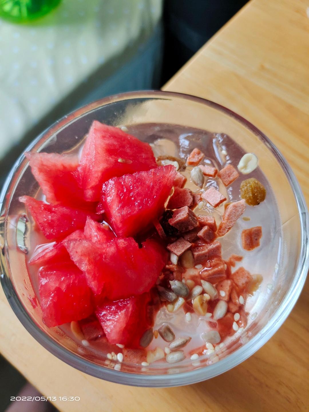 朝霞clara做的红糖冰粉凉粉冰凉粉