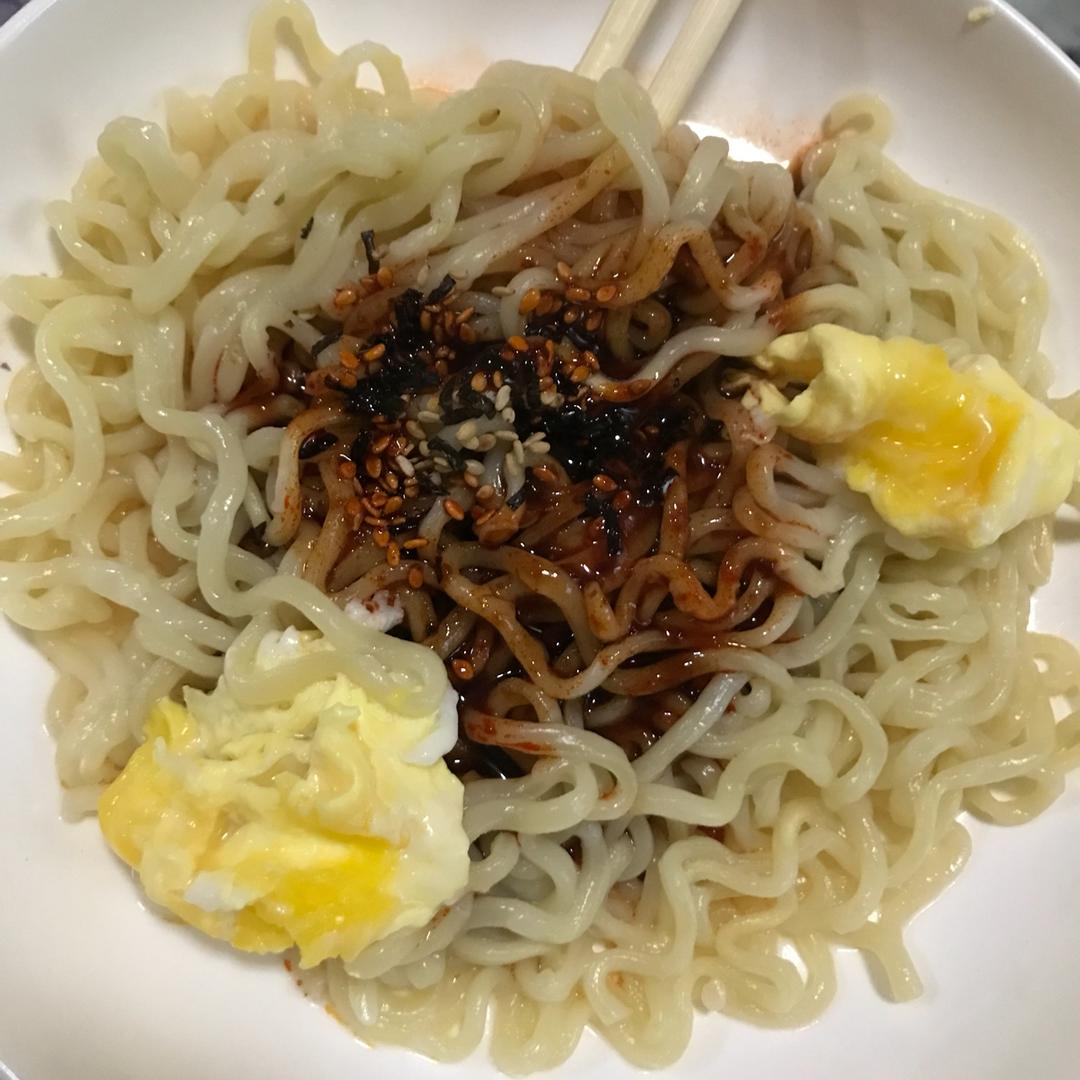 火鸡面（辣鸡面）
