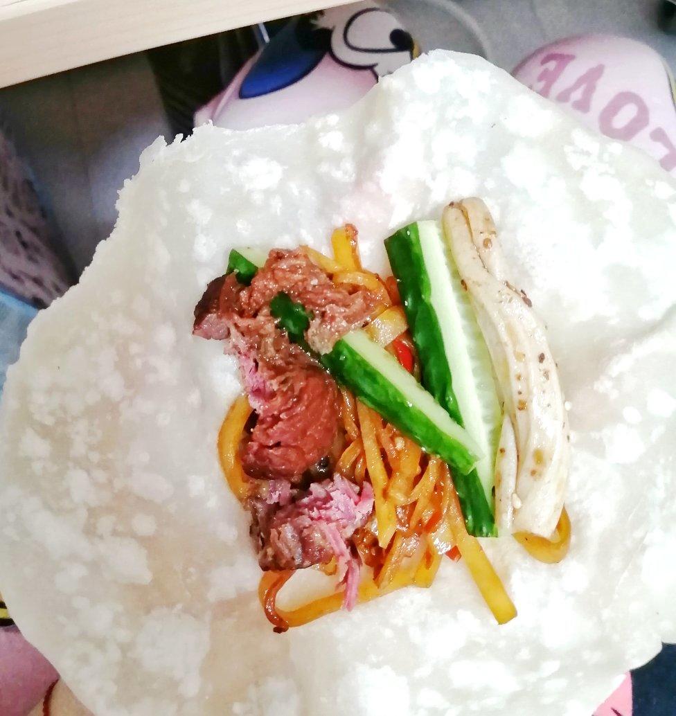 卷饼、春饼皮又薄又软还有韧劲的秘方
