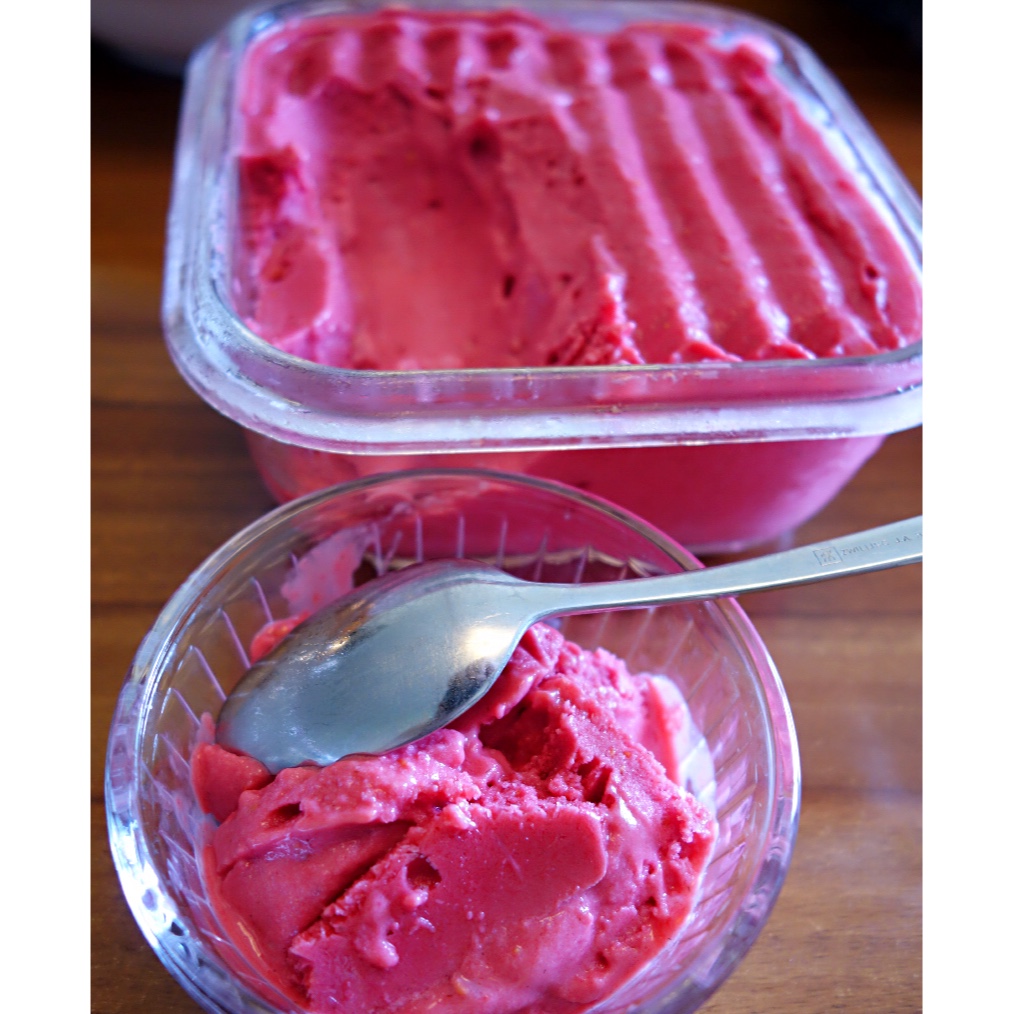 猪弯弯的甜品厨房