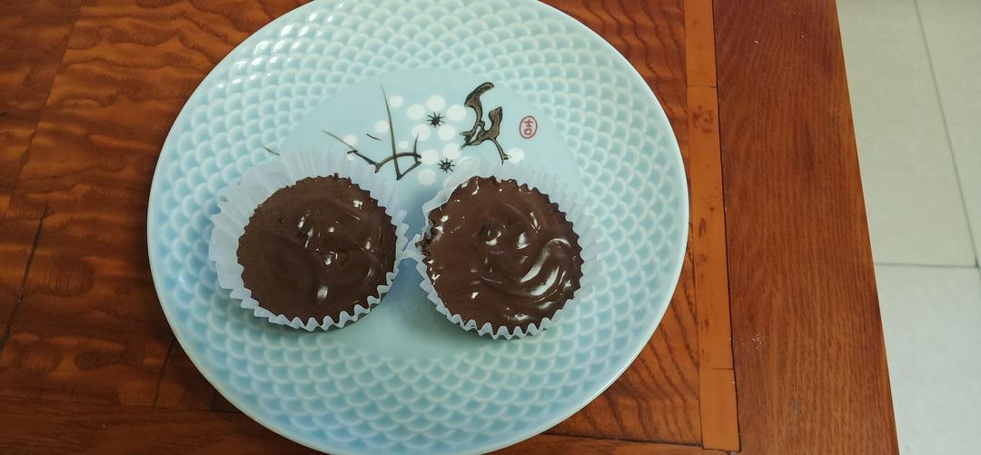 生酮饮食 无糖好利来冰山熔岩（简单又吃不胖的减肥巧克力蛋糕）