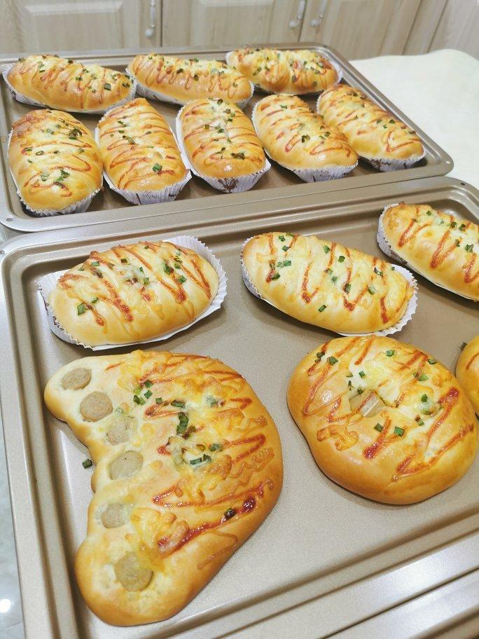 葱香芝士香肠面包