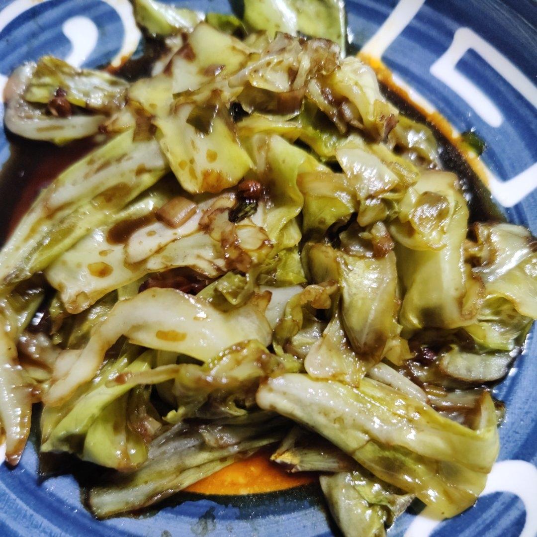 酸爽开胃的手撕包菜