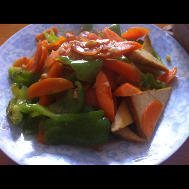 又上好吃的下饭菜喽------家常素烧豆腐