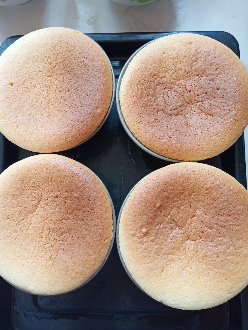 超软的~酸奶蛋糕